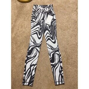 Lululemon Women's size 0 Swift Speed HR Tight 28” Jacquard color：EWJW NWT